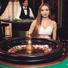 Tampilan berbagai kategori permainan di platform haya777 termasuk slot, live dealer, dan sportsbook